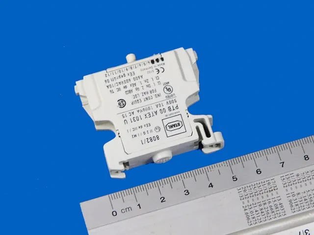 CONTACT TYPE 1NO AMPERAGE 10 A VOLTAGE 500 V